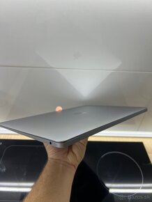 Predam vymenim Macbook Air 2019 128GB - 7