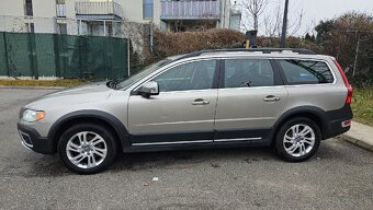 VOLVO XC70 D5 - 7