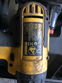 DEWALT DC725 aku vŕtačka s “príklepom” - 7