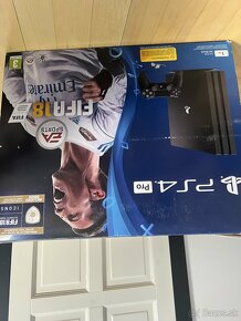 Predám Playstation 4 Pro 1tb - 7