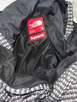 Supreme The North Face Studded Mountain Light Jacket Black - 7