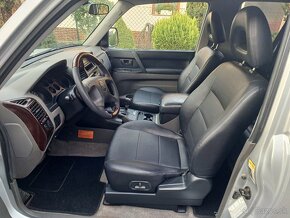 Mitsubishi Pajero 3.2 DI-D GLS automat - 7