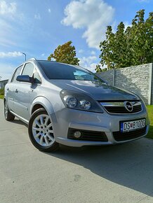 Opel Zafira B 1.9 CDTI 7 miestne - 7