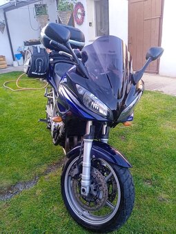 YAMAHA FAZER 600 - 7