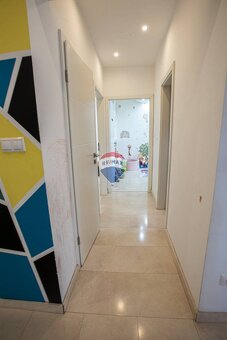 EXKLUZÍVNA PONUKA NA PREDAJ: Apartmánový dom s veľkým pozemk - 7