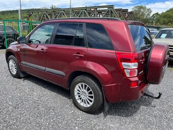 Suzuki Grand Vitara 2.0B 5dv 103 kw - 7