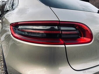 Porsche Macan Turbo - 7