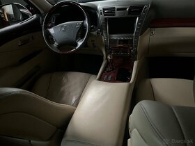 LEXUS LS600 hybrid long 4x4 - 7