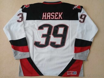 Hokejový retro dres Dominik Hašek Buffalo Sabres NHL - 7