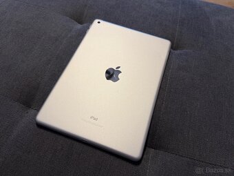 iPad 6 - 32 GB, Silver - 7