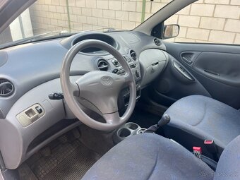 Toyota Yaris 1.0 5dv 50kw 2002 - 7