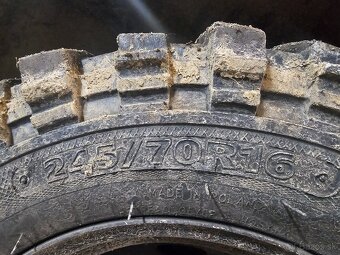 Predam offroad pneumatiky 245/70R16 - 7