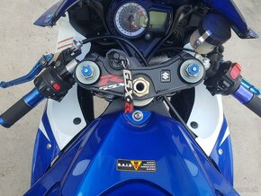 Suzuki GSXR750 K8 - 7