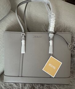 Michael Kors pearl grey shopperka - 7