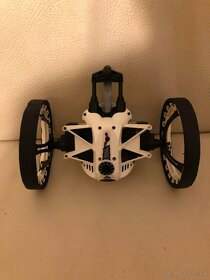 Parrot Jumping Sumo Drone - 7