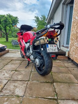 Honda VFR800 - 7