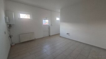 Na prenájom kancelársky priestor s výmerou 90m² v Žiline. - 7