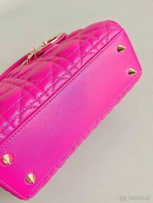 nádherná kožená kabelka Cristian dior - 7