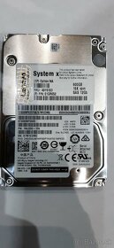 #64 - SAS 600GB 2.5" 15k RPM Lenovo - 7