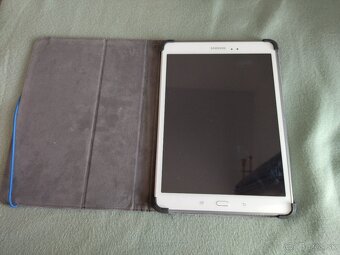 Tablet Samsung Galaxy Tab A (SM-T550) 9,7" 1,5 GB / 16 GB E - 7