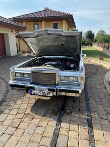 Lincoln Town Car 1988  limo   7,5 m - 7