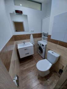 Exkluzívný 3 izb.byt s balkónom a šatníkom, 79 m2 - Hliny 8 - 7