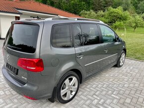 Volkswagen Touran 2.0tdi - 7