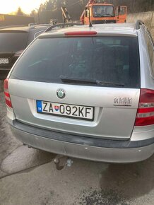 Rozpredam Škoda octavia 2 2.0 tdi 103kw DSG - 7