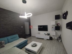 Rezervované 2 izbový byt s lodžiou, 61m2 Podbreziny - Lipt.  - 7