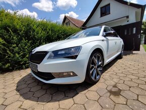 Škoda Superb sportline - 7