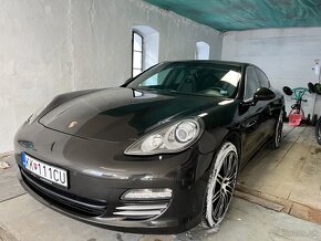 porsche panamera v8 4S - 7