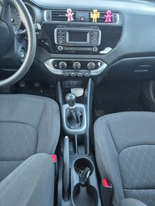 Kia rio 2015 - 7