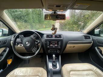 VW Jetta 2011 1,6 TDI - 7