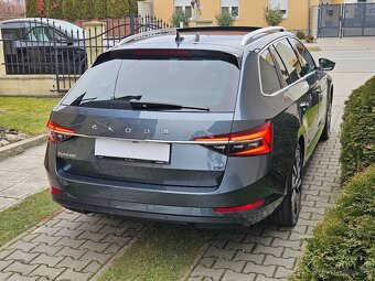 ŠKODA SUPERB COMBI  iV LED MATRIX FULL ASIST VIRTUAL 64000km - 7