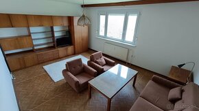 Prenajmem 3 izbový byt - Petržalka Hrobákova - 7