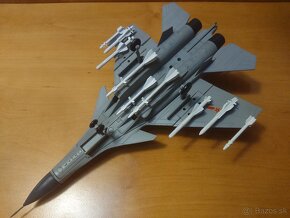 J-15 Carrier - model letadla 1:72 - 7