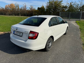 predám ŠKODA Rapid sedan 1.4 TDi 66kW biela - 7