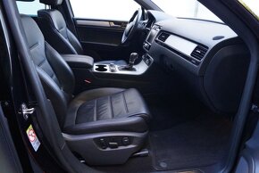 VW Touareg 3.0 V6 TDI BMT 180kW, top Navi  Xenon  PANORAMA - 7