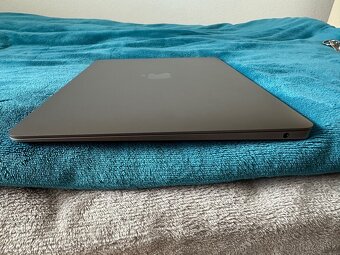 Apple MacBook Air 13” 128GB space gray - 7