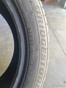 Bridgestone Blizzak LM001, zimné - 285/45 R21 113V - 4 ks - 7