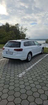 VW Passat Variant 2.0 tdi AT / Matrix iq svetla - 7