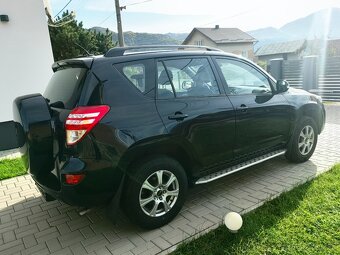 Toyota Rav 4 - 7