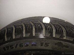 Predám 2ks celoročné Pneu Michelin 175/65 R15 - 7