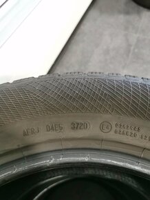 Continental 235/60 R17 106V zimné pneumatiky - 7