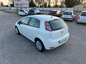 Fiat Punto 1,4 benzín + LPG, 57kW, MT/5, rok:08.2012. - 7