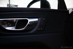 Volvo XC60 D5 Momentum AWD A/T odpočet DPH - 7