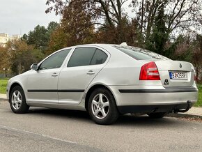 Škoda Octavia 2 1.6 FSI 2005 Ambiente - 7