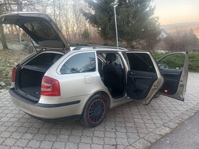 Škoda Octavia 2 Combi 2.0TDI. M6 - 7