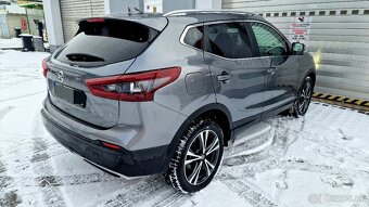 Nissan Qashqai 1,3 DIG-T Automat 160 PS Benzín Full. Led - 7