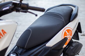 Yamaha NMAX 125 - 7